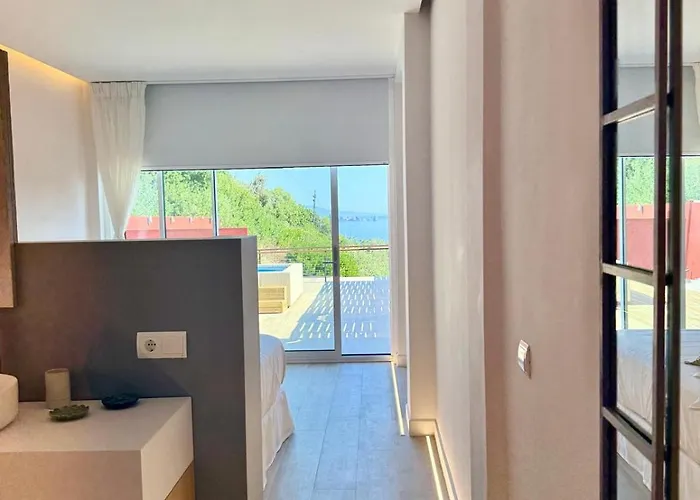Otel Es Cel De