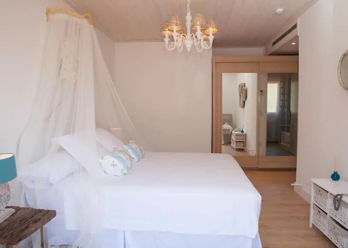 Otel Es Cel De