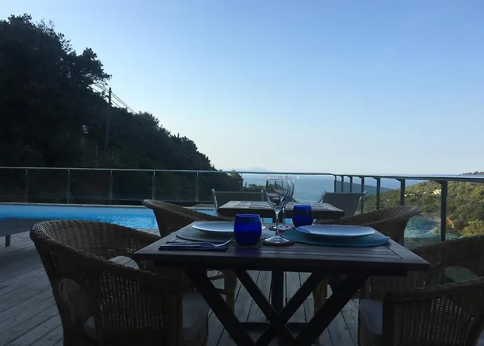 Otel Es Cel De